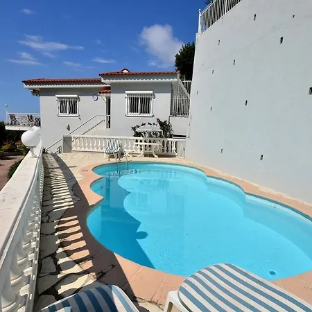 Piscine Bord De A 500m De La וילה *